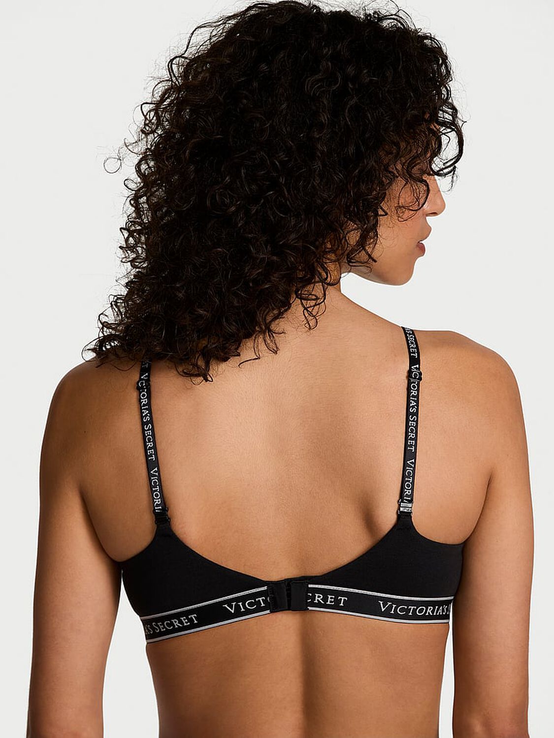 vs The T-Shirt Lightly Lined Wireless Cotton Bra Black 2 of 3 