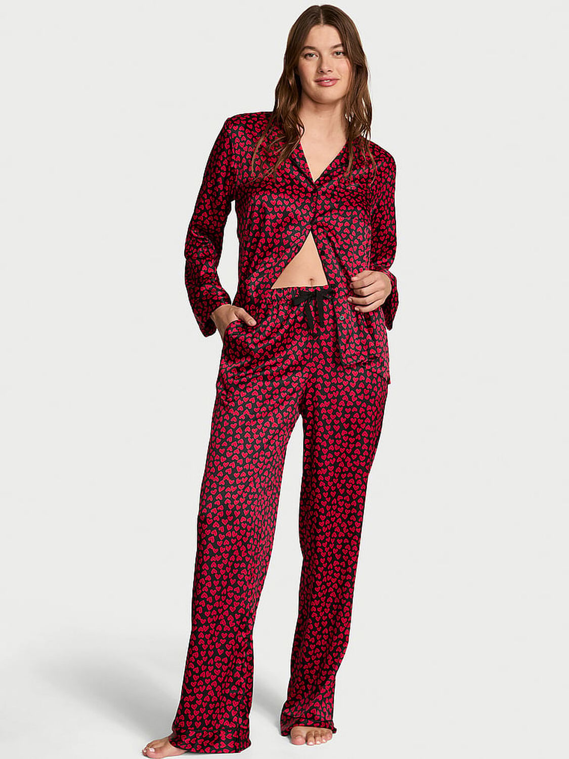 vs Victoria's Secret Glazed Satin Long Pajama Set Black/Lipstick Scattered Hearts 1 of 3 