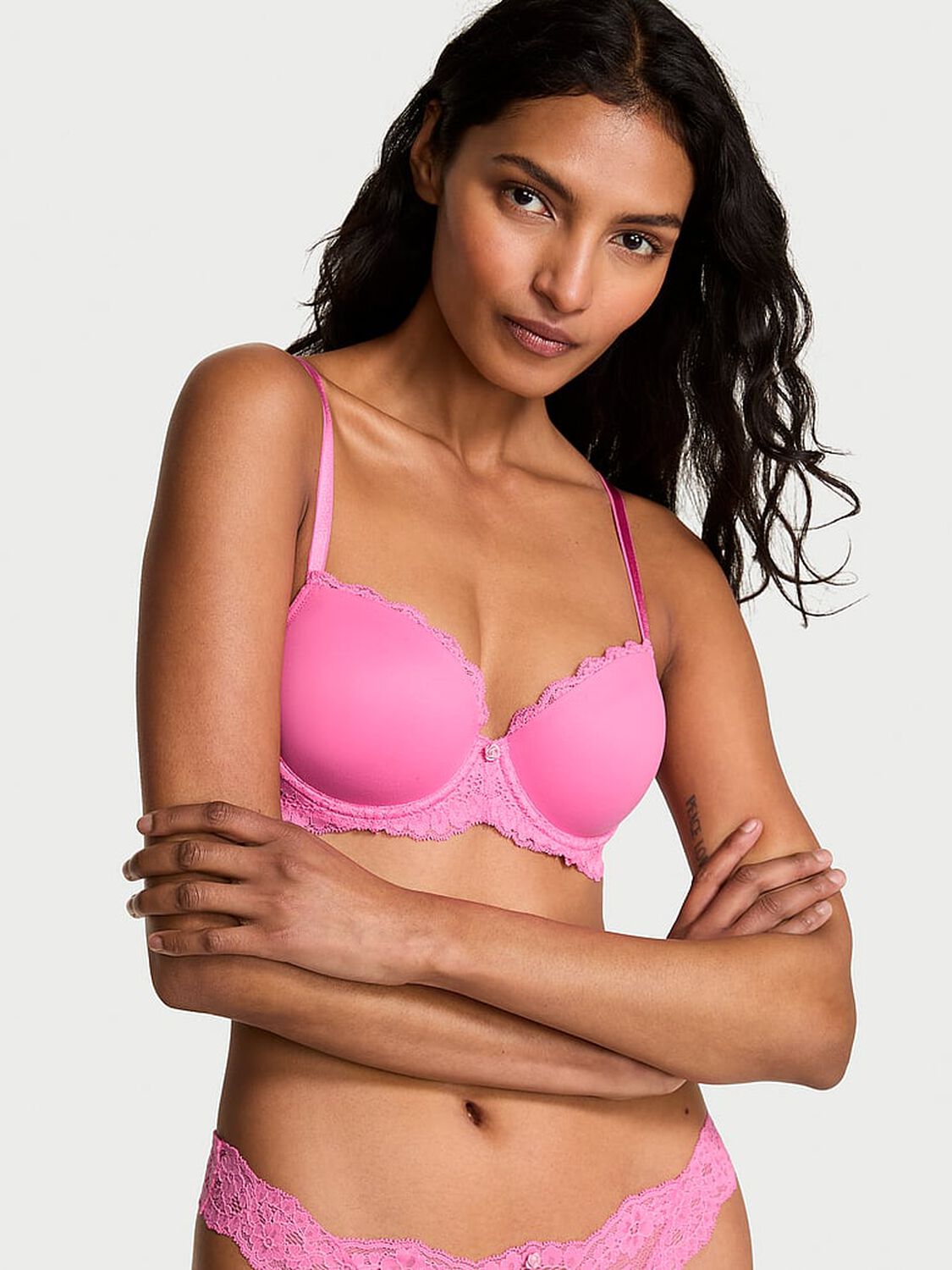 vs Dream Angels Smooth & Lace Lightly Lined Demi Bra Rose Garden 1 of 4 