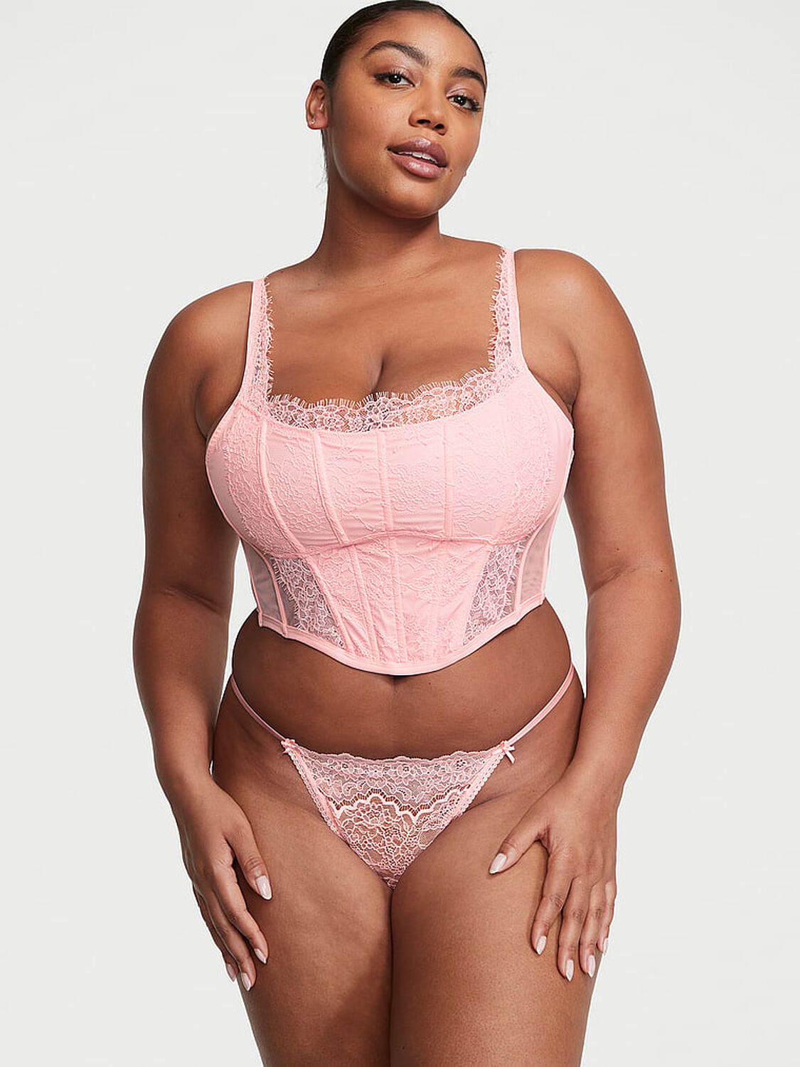 vs Dream Angels Shine Heartware Lace V-String Panty 4 of 4 