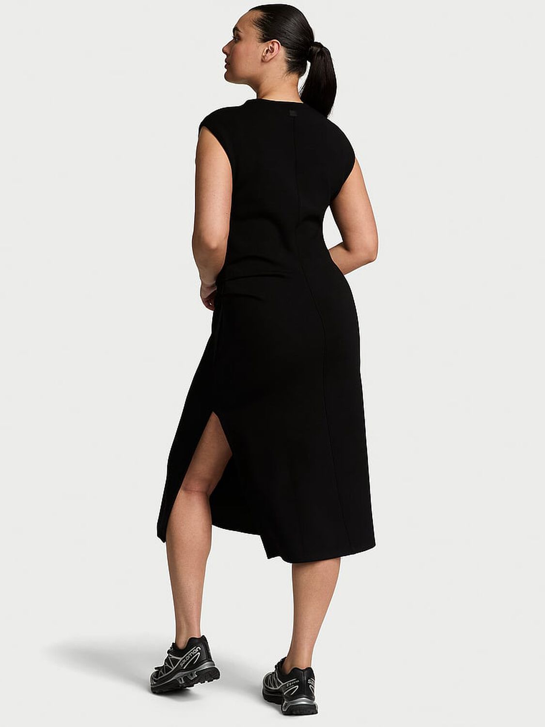 vs Vsx VSX Featherweight Knit Maxi Dress Pure Black 2 of 4