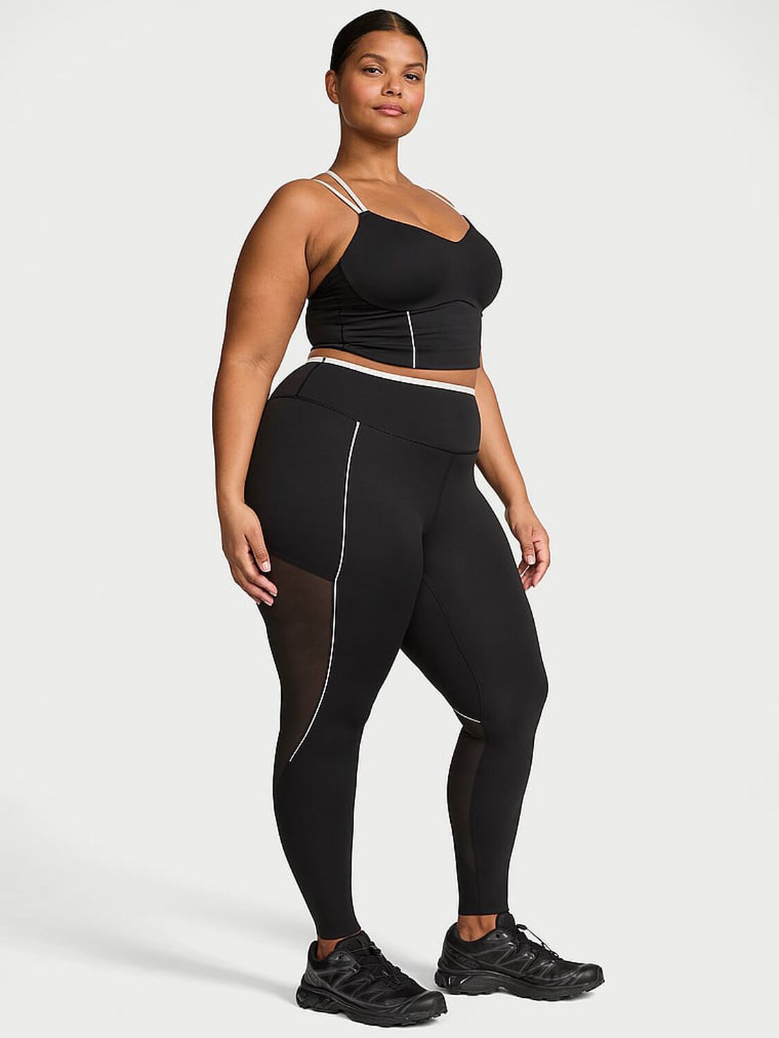 vs Vsx VSX Elevate™ Chroma Contours Legging Black & Classic Plaster 4 of 4 