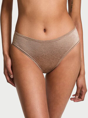 No-Show Mid-Rise Thong Panty