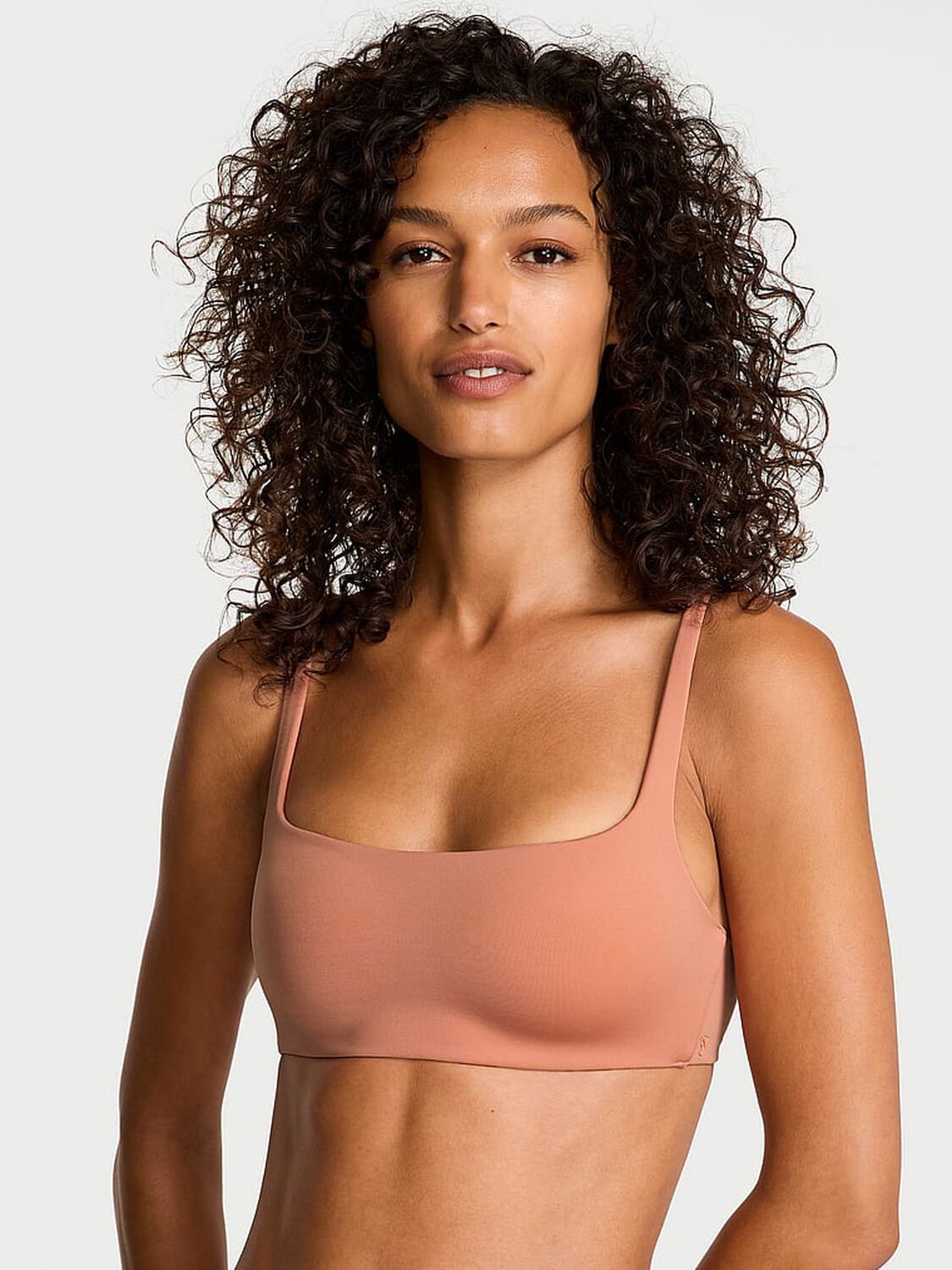 vs Body By Victoria Luxe Contour Scoop Lightly Lined Bra Desert Blush 1 of 4 