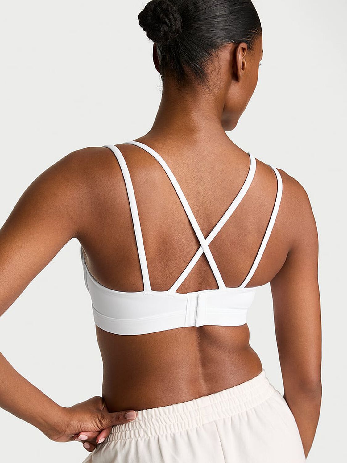 vs Vsx VSX Elevate&trade; Hot Zones Strappy Plunge Sports Bra Vs White 2 of 3 