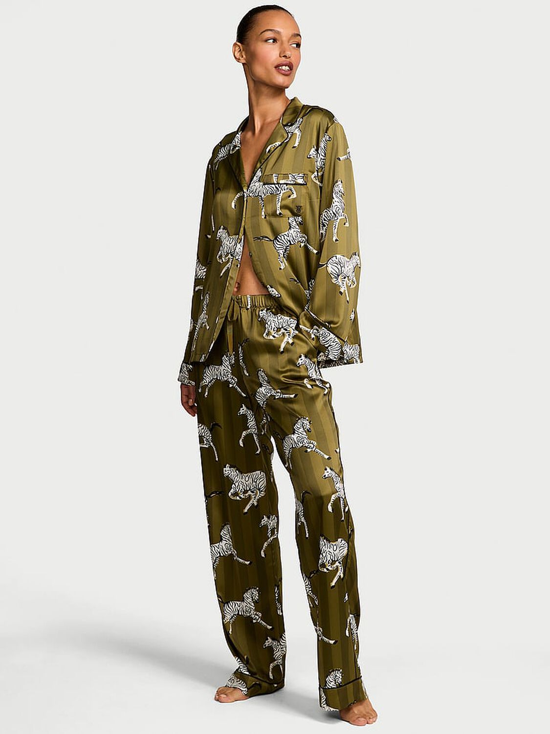 vs Victoria's Secret Glazed Satin Long Pajama Set Green Chamelon Dancing Zebras 1 of 2 