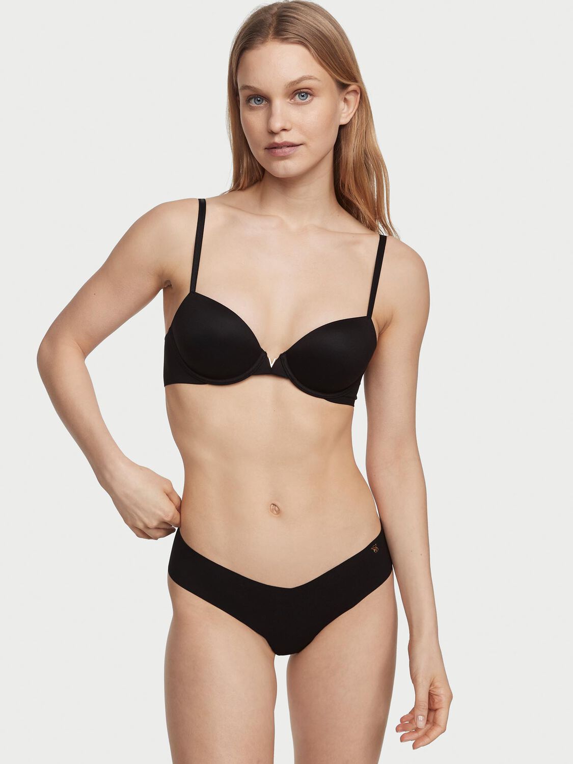 vs Victoria's Secret 4-Pack No-Show Thong Panties Black 1 of 3 