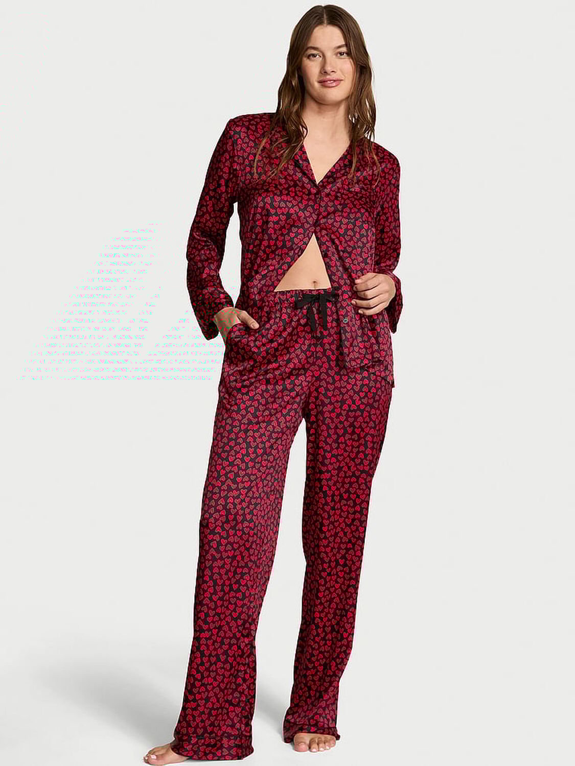 vs Victoria's Secret Glazed Satin Long Pajama Set Black/Lipstick Scattered Hearts 1 of 3 