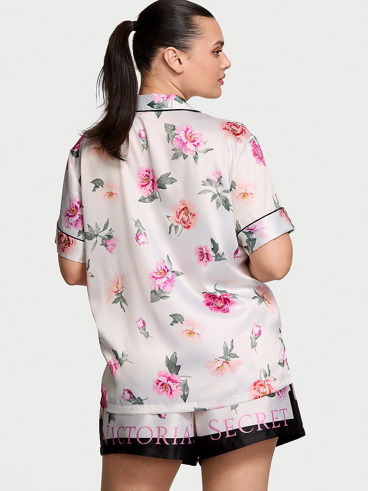 【新品・未着用・タグ付】Victoria’s Secretショート丈PJ Satin Short Pajama Set | Victoria's Secret Qatar