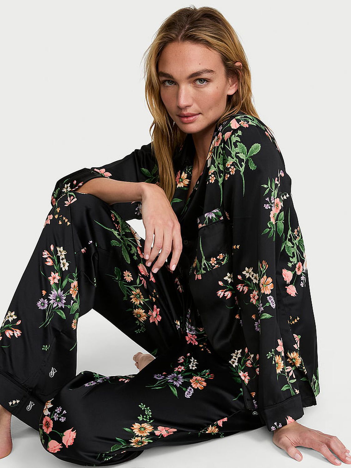 vs Victoria's Secret Signature Satin Long Pajama Set Black Botanical 1 of 2 