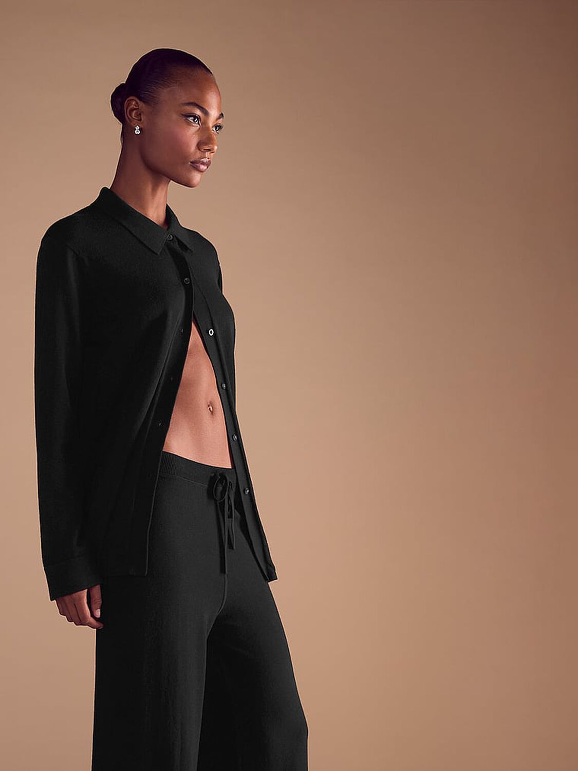 vs Victoria's Secret Luxe Crème Knit Button-Up Shirt Black 4 of 4 