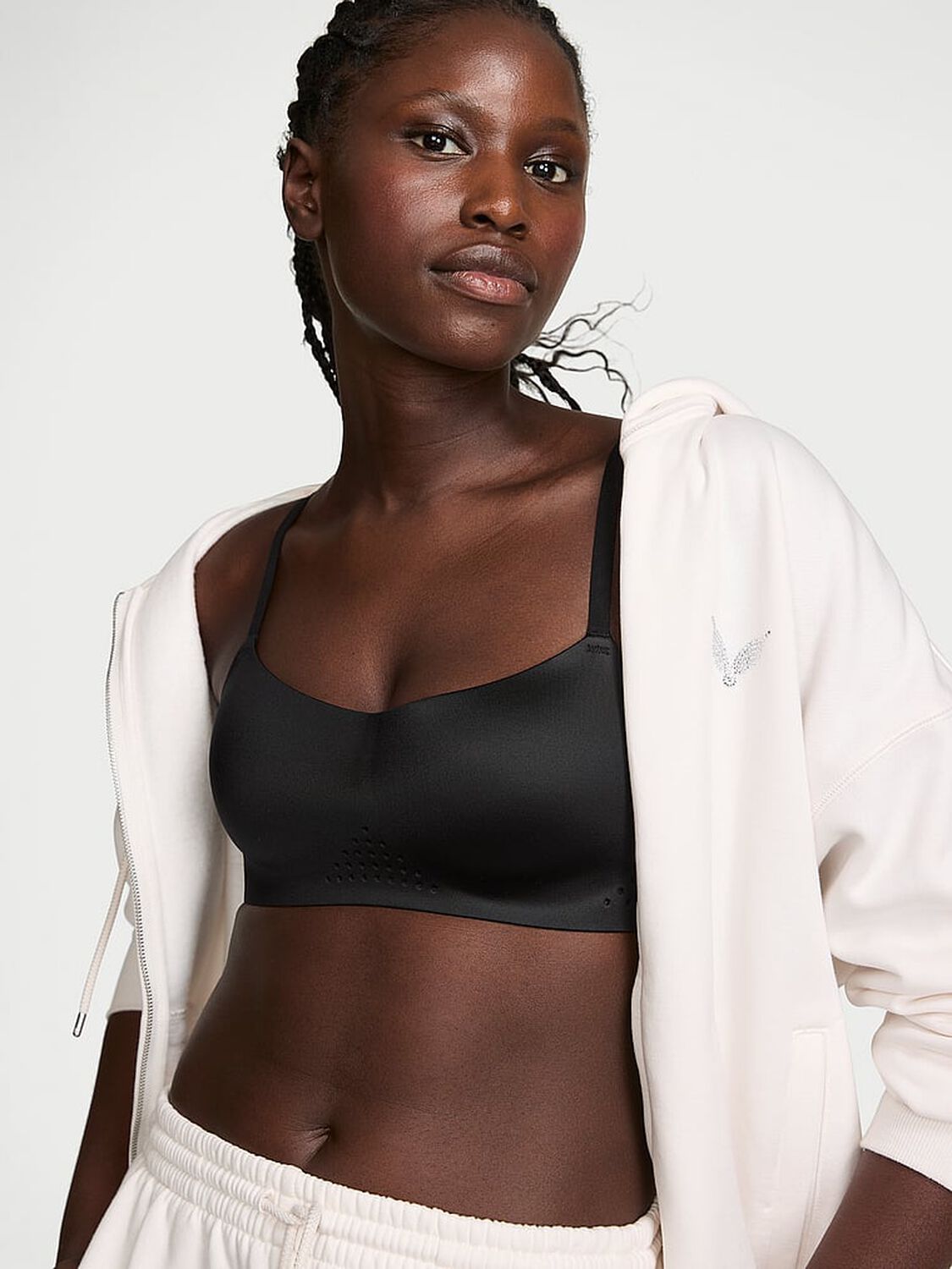 vs Vsx VSX Featherweight&trade; Light GlossyTech Sports Bra Black 1 of 4 