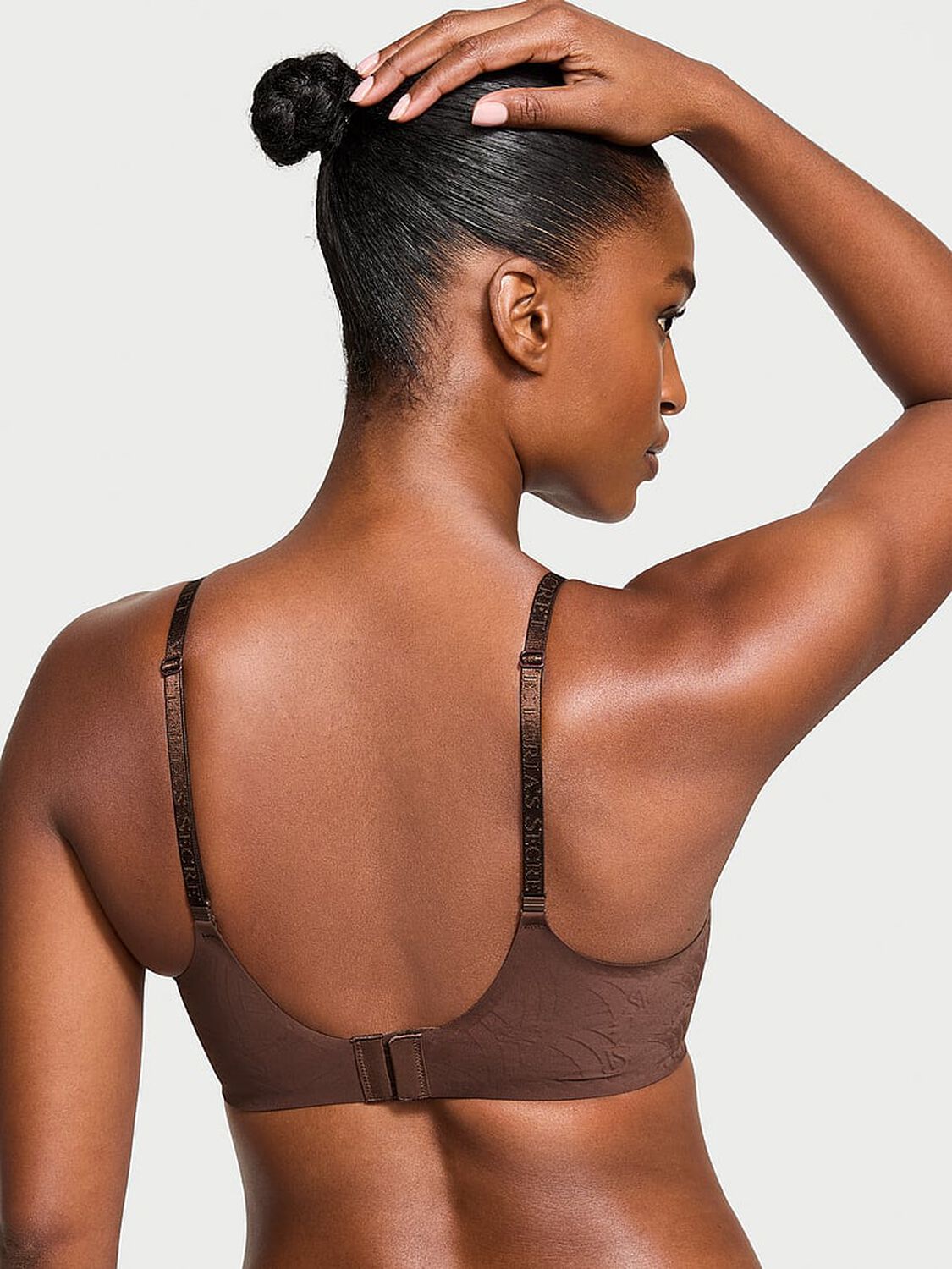 vs The T-Shirt Lightly Lined Wireless Comfort Bra Ganache 2 of 3 
