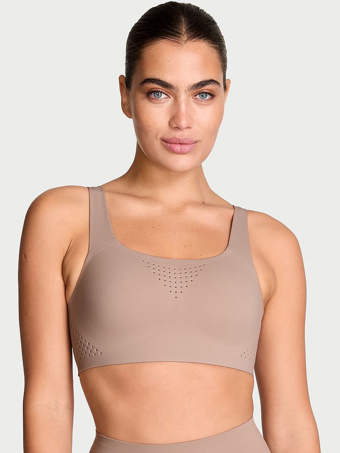vs Vsx Featherweight Max&trade; Sports Bra Bare Taupe 1 of 3 