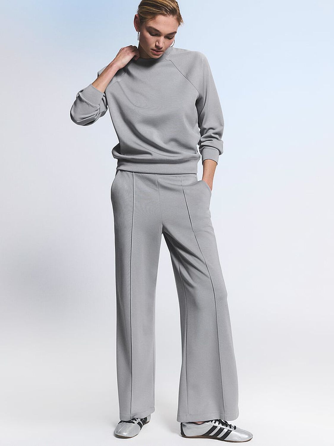 vs Vsx VSX Winter Featherweight Knit 2-Piece Lounge Set Sterling 3 of 3 