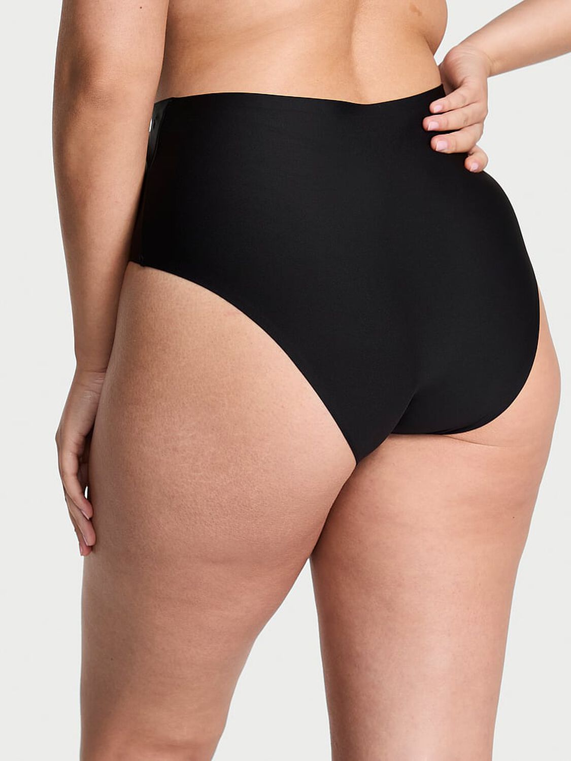 vs Body By Victoria Luxe Contour High-Rise Cheeky Panty Black 2 of 3