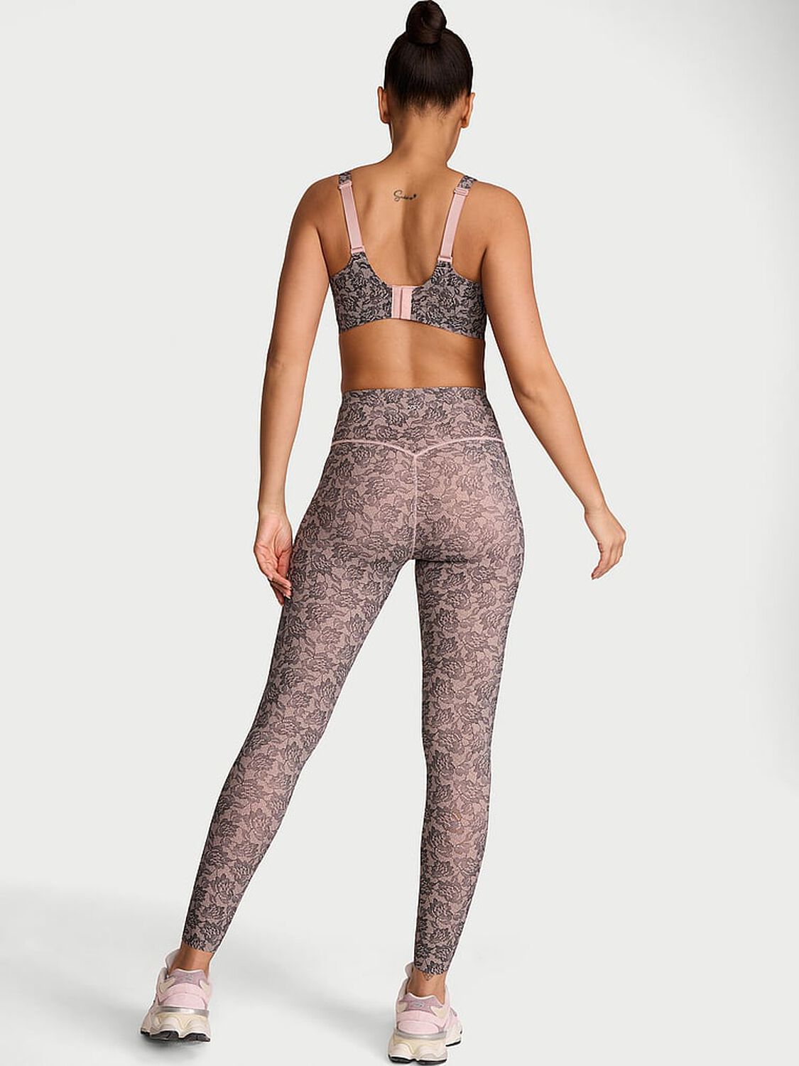 vs Vsx VSX Elevate&trade; Legging Lace Print 2 of 3 
