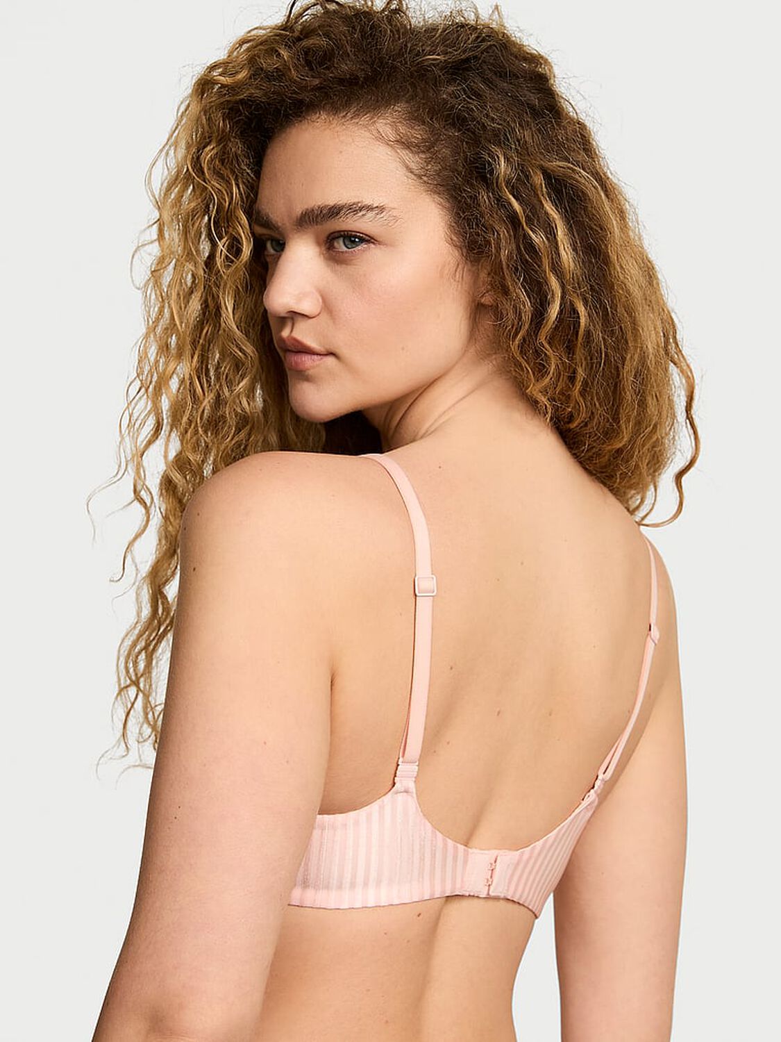 vs Body By Victoria Lightly Lined Full-Coverage Bra Purest Pink 2 of 3 