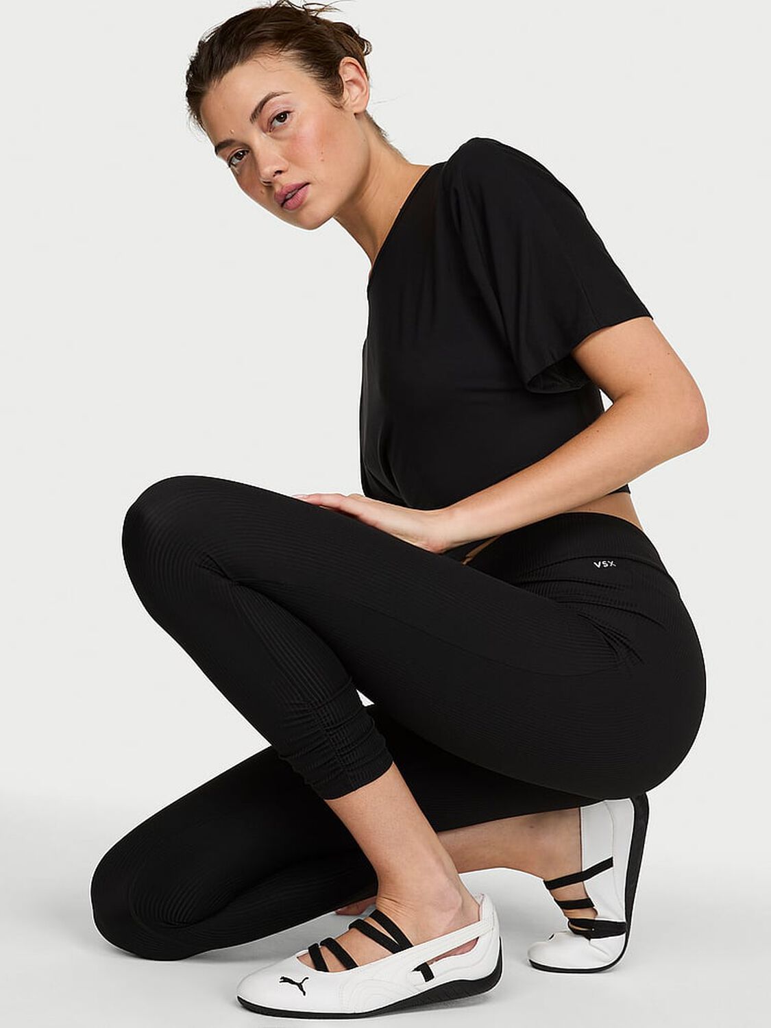 vs Vsx VSX Elevate&trade; Rib Ruched V-Waist Legging Black 1 of 3 