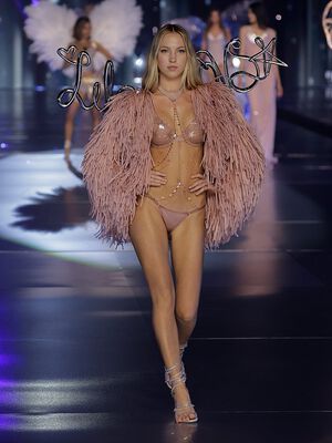 Stardust Embroidery Push-Up Bra