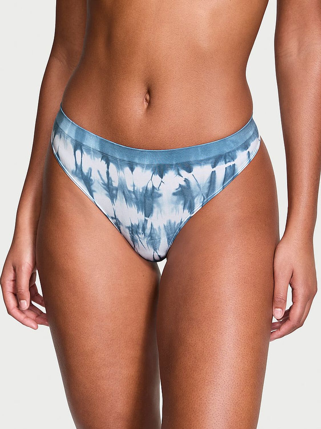 vs Seamless Seamless Thong Panty 1 of 3 