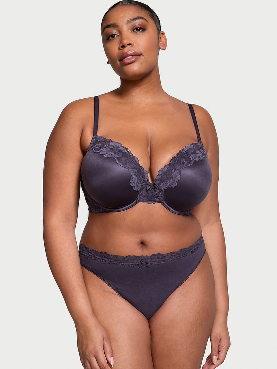 vs Body By Victoria Perfect Shape Push-Up Lace-Trim Bra 4 of 4 