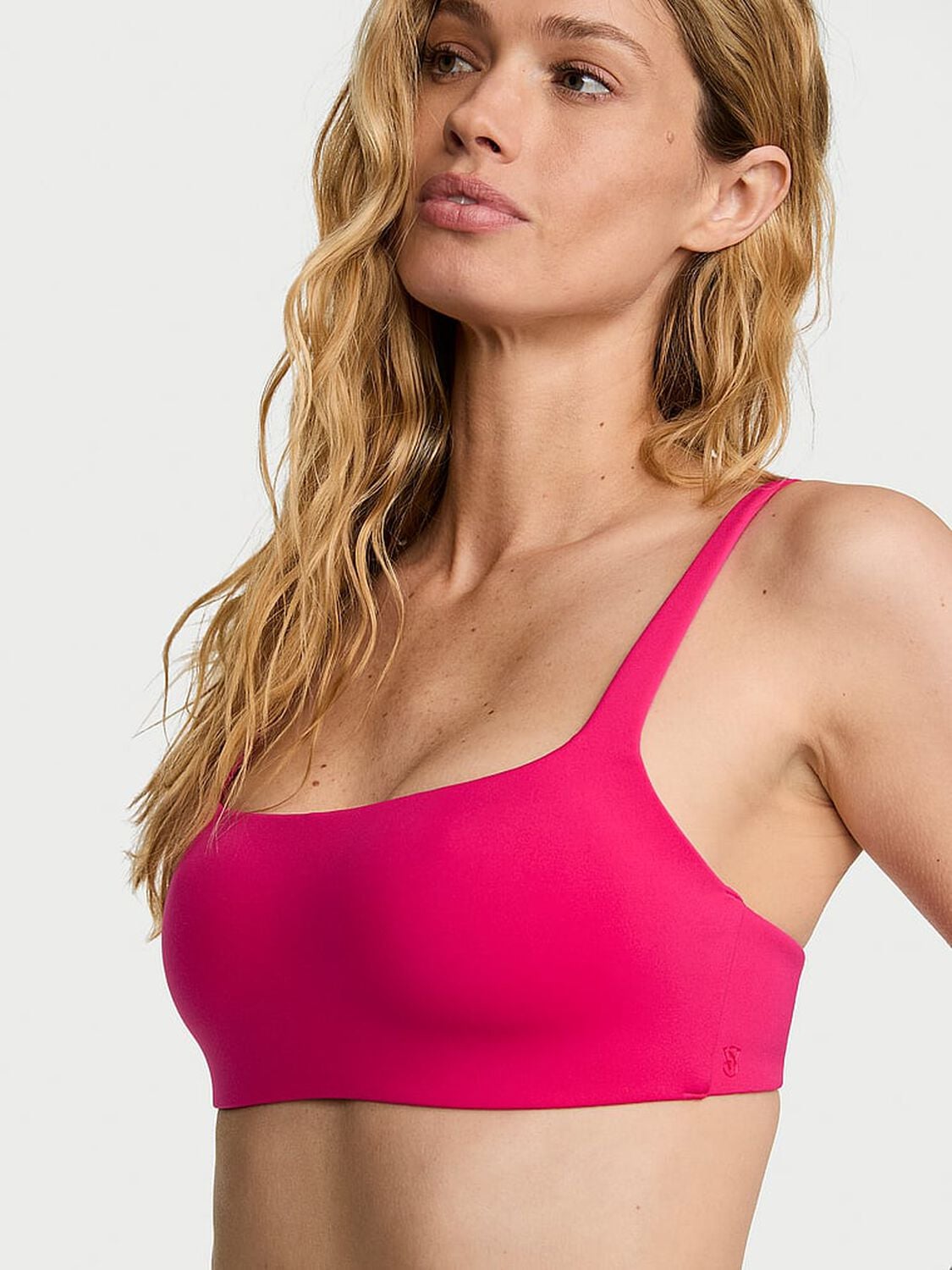vs Body By Victoria Luxe Contour Scoop Lightly Lined Bra Pop Pink 1 of 3 