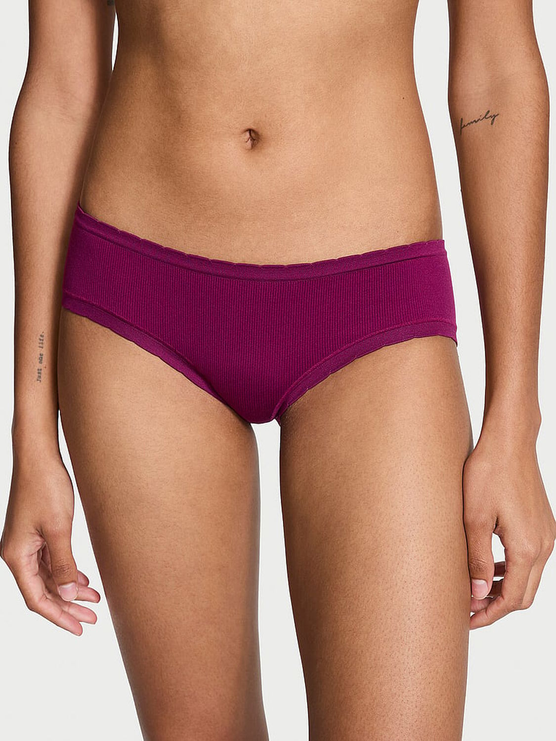 vs Seamless Seamless Hiphugger Panty Plum Rouge 1 of 3 