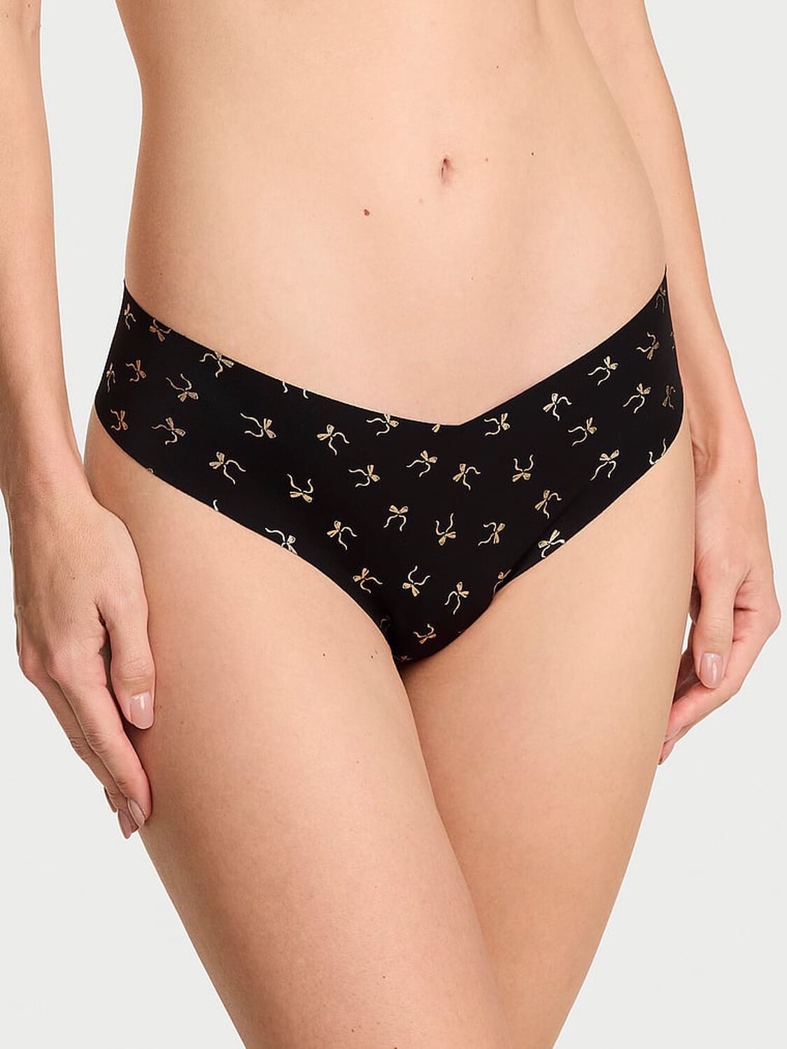 vs No-Show No-Show Thong Panty Black Ground Foil Bows 1 of 2 