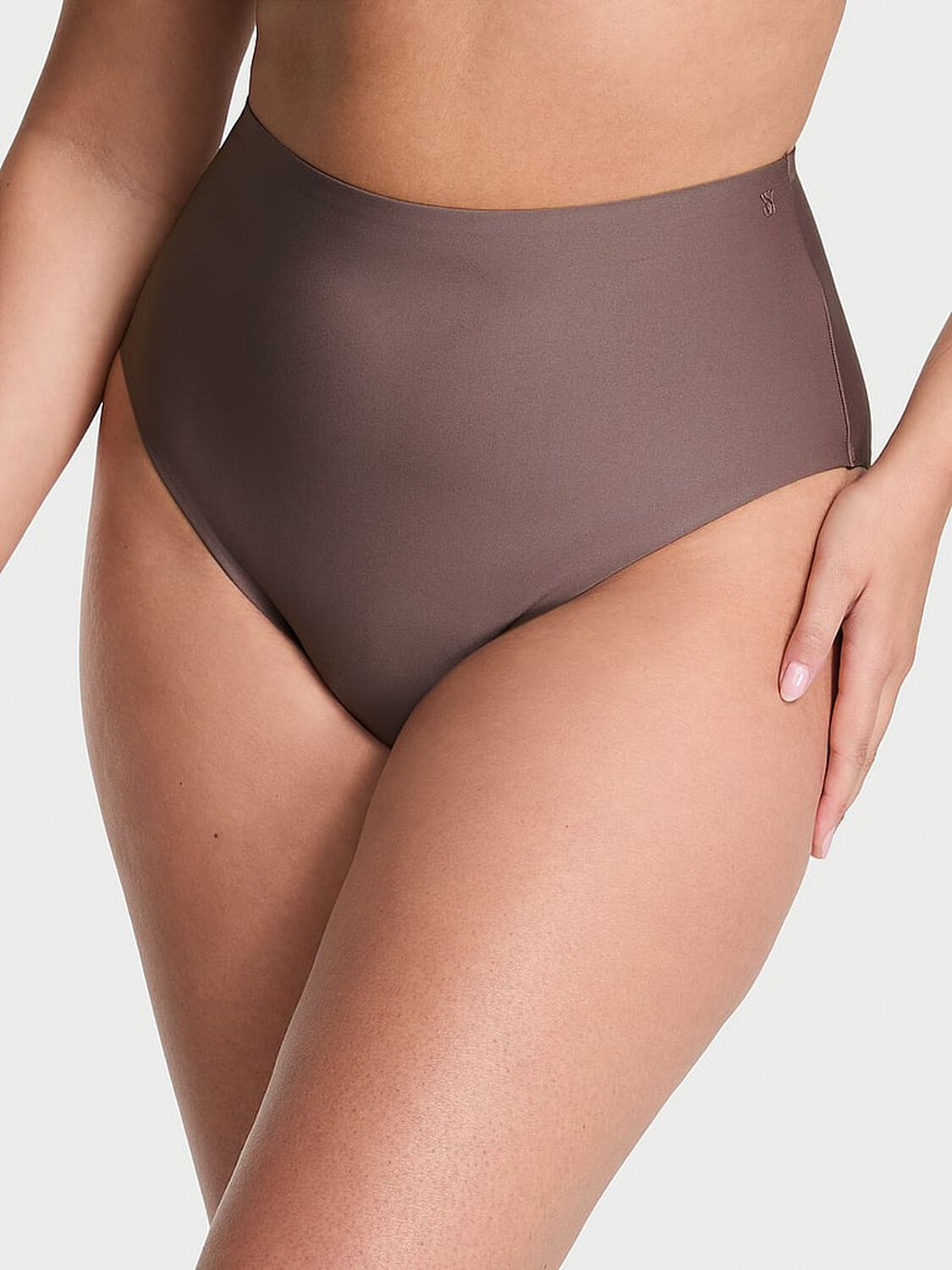 vs Body By Victoria Luxe Contour High-Rise Cheeky Panty Cloudy Grey 1 of 3 