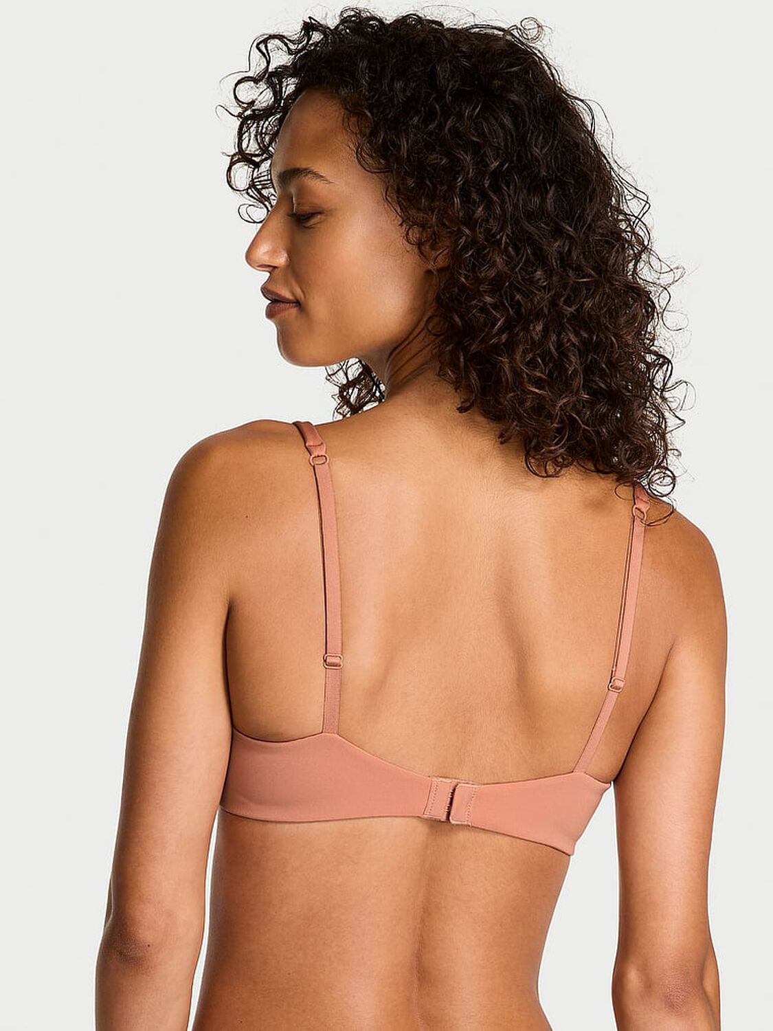 vs Body By Victoria Luxe Contour Scoop Lightly Lined Bra Desert Blush 2 of 4 