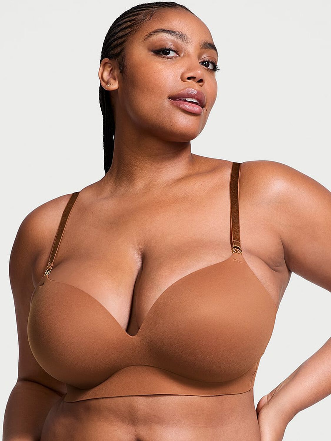 vs Dream Angels Smooth Wireless Push-Up Plunge Bra Caramel 1 of 3 