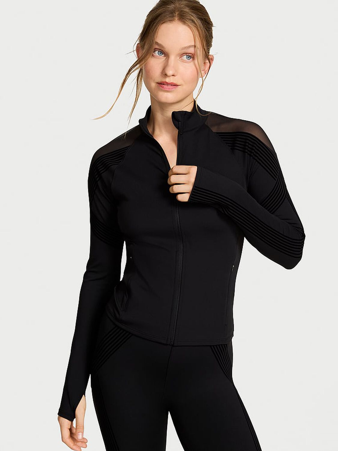 vs Vsx VSX Elevate™ Redefined Contours Full-Zip Jacket Black 1 of 3 