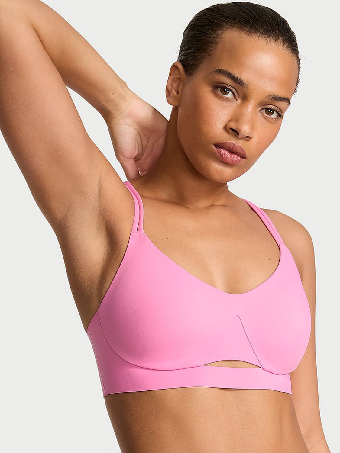 vs Vsx VSX Elevate&trade; Strappy-Comfort Sports Bra 1 of 4 