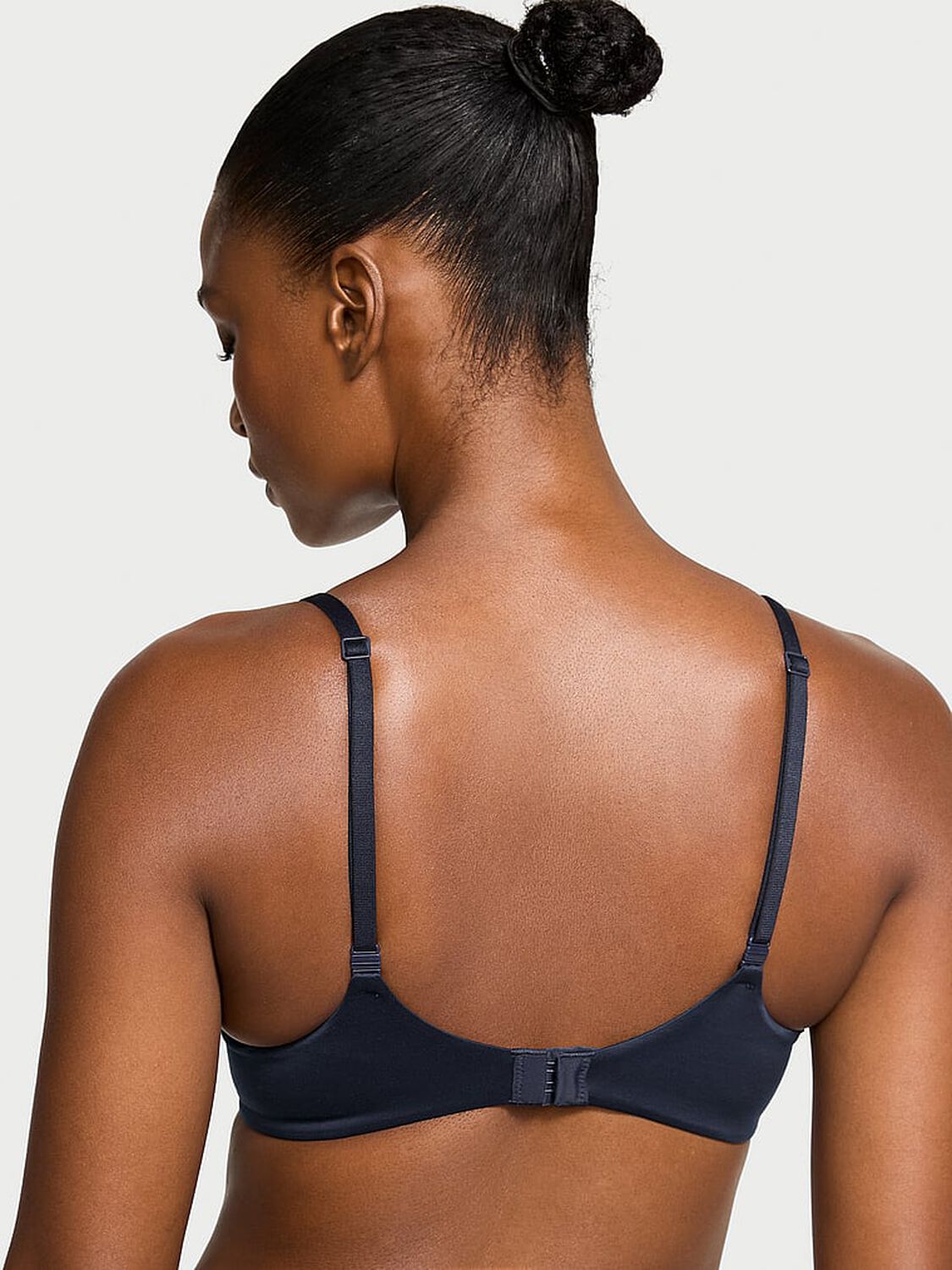 vs Body By Victoria Lightly Lined Full-Coverage Smooth Bra Noir Navy 2 of 3 