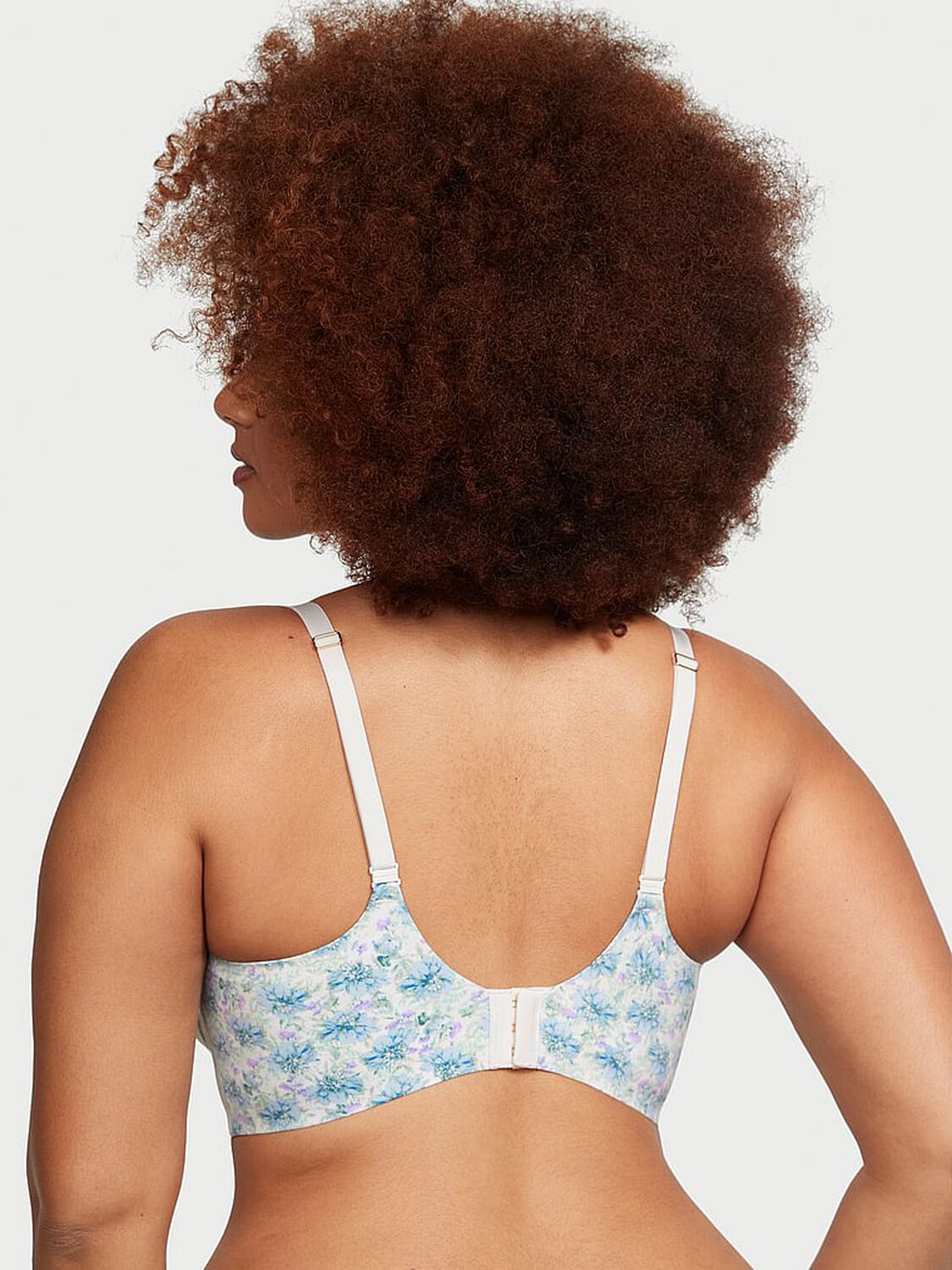 vs Love Cloud Wireless Push-Up Bra 2 of 4 