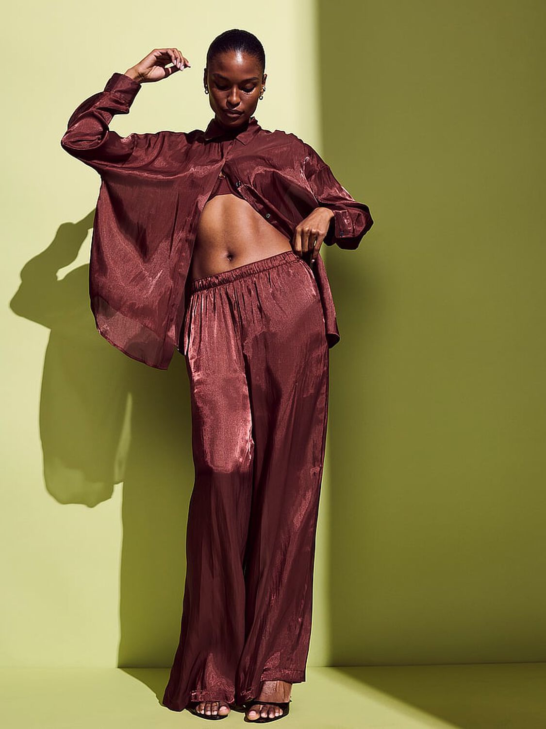 vs Victoria's Secret Luxe Sheer Satin Wide-Leg Pant Cherrywood 4 of 4 