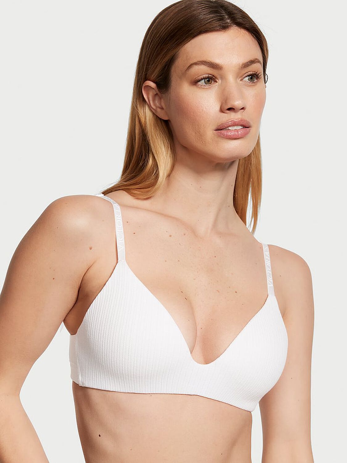 vs The T-Shirt Lightly Lined Pointelle Wireless Bra 1 of 3 