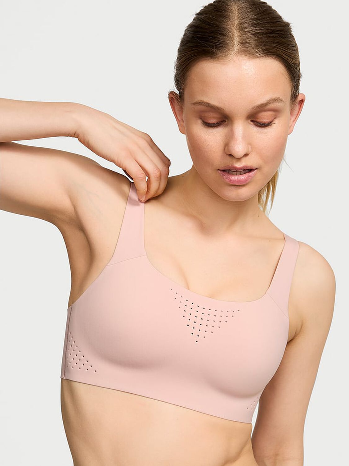 vs Vsx VSX Featherweight Max&trade; Sports Bra Bare Pink 1 of 3 