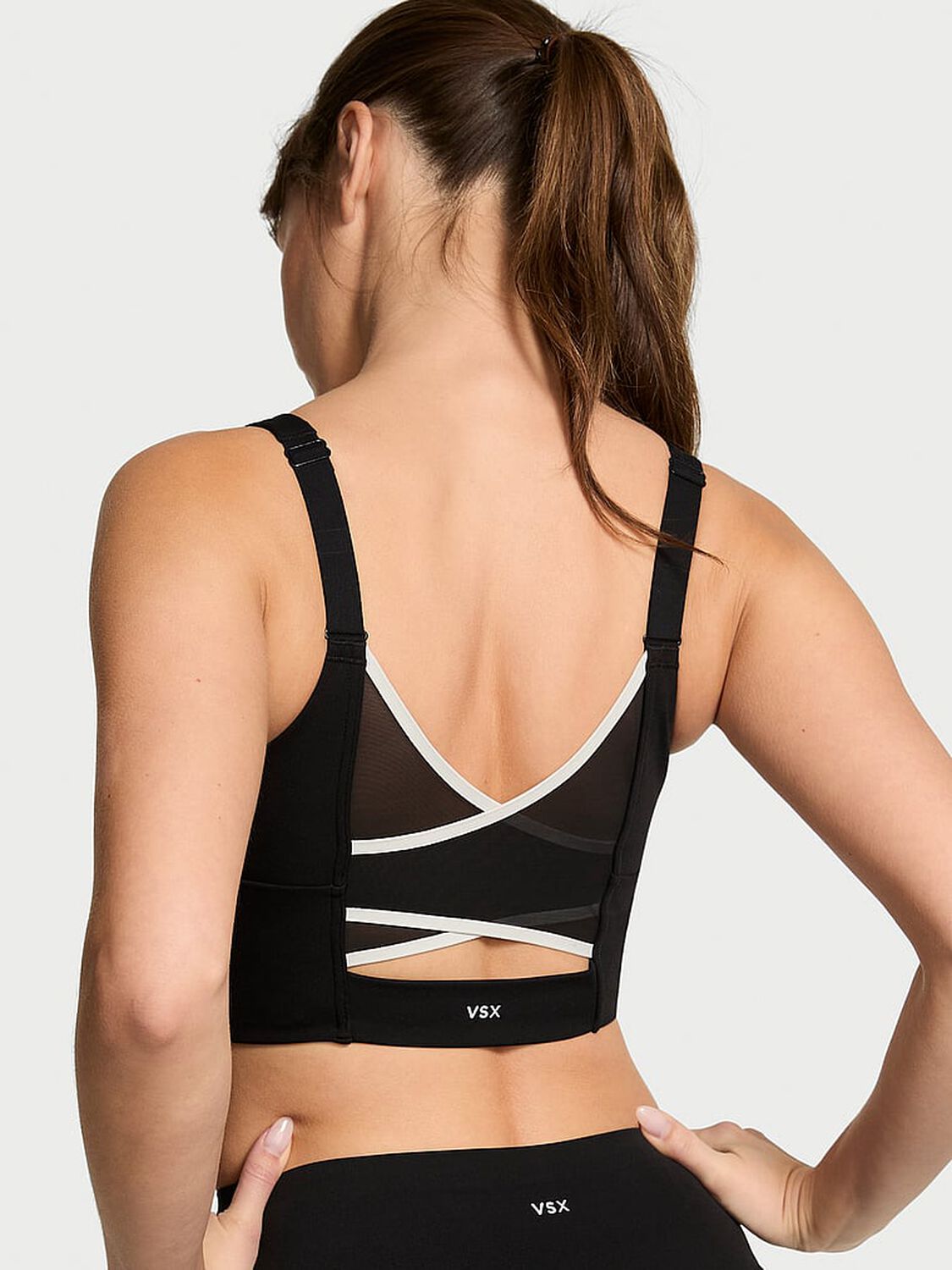 vs Vsx VSX Elevate™ Cross-Back Mesh Sports Bra 2 of 4 