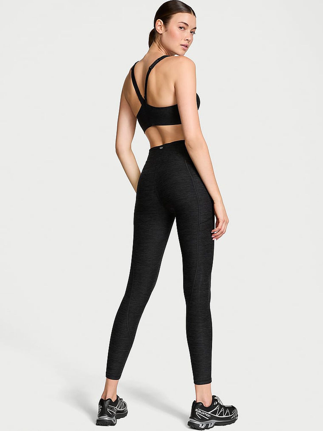 vs Vsx Essential High-Rise Pocket Leggings Black/Grey Onyx Htr 2 of 3 