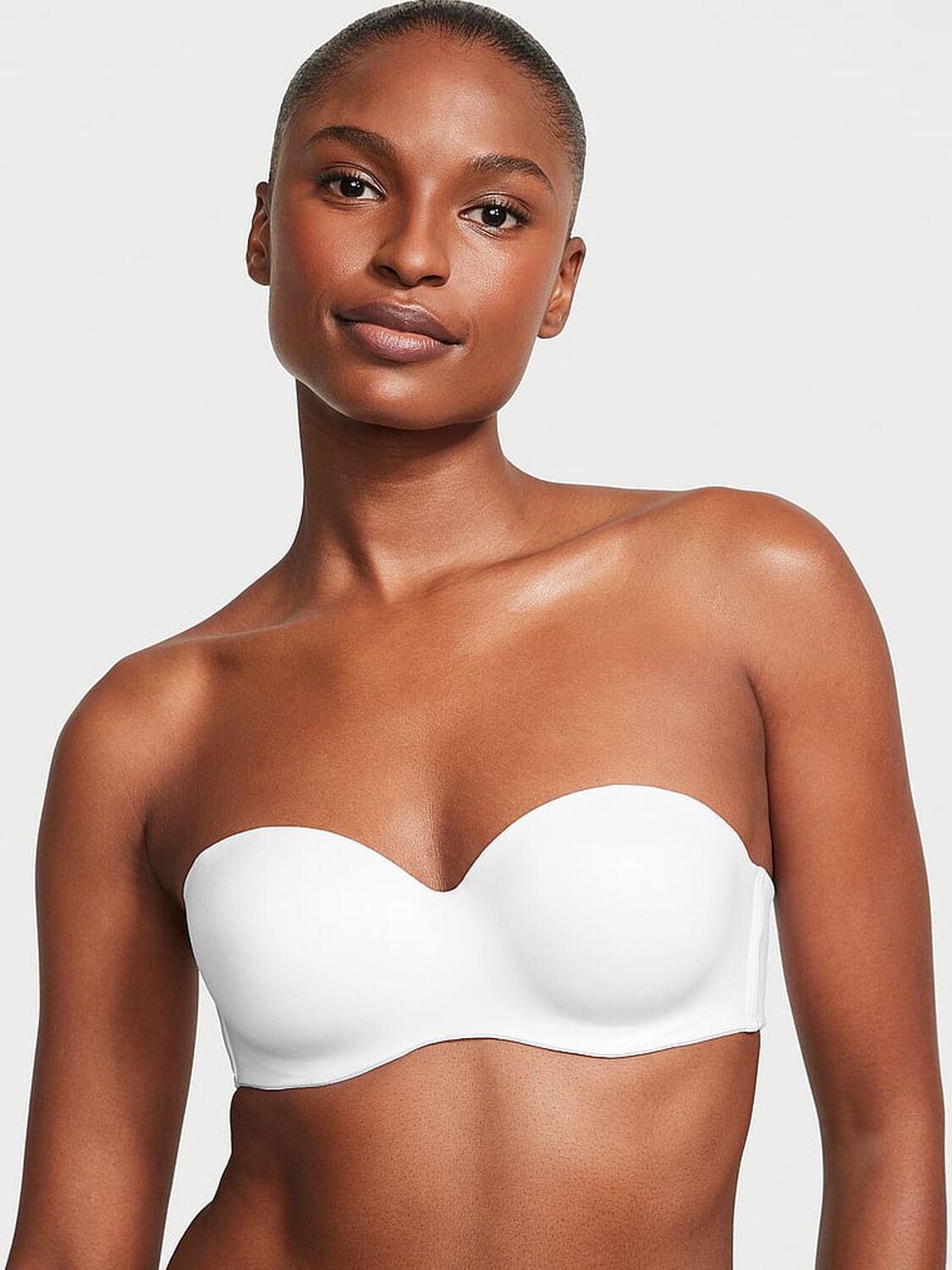 vs Body By Victoria Lightly Lined Smooth Strapless Bra White 1 of 3 