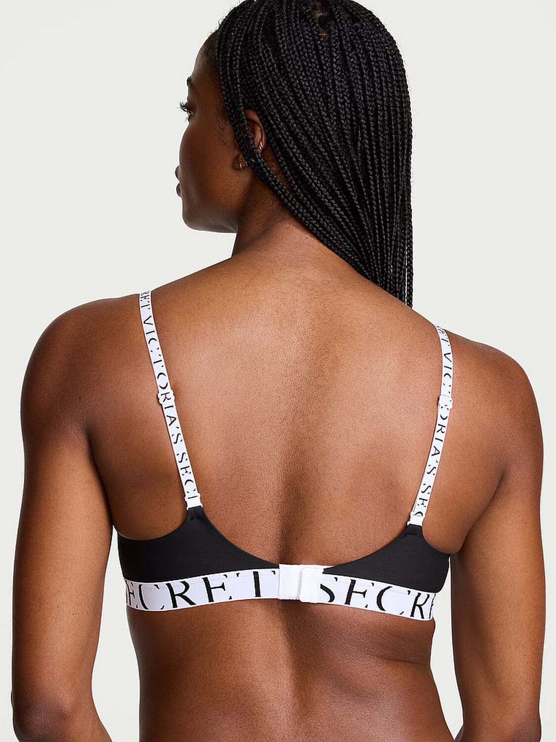 vs The T-Shirt The CoolBra&trade; Lightly Lined Demi Black 2 of 3 