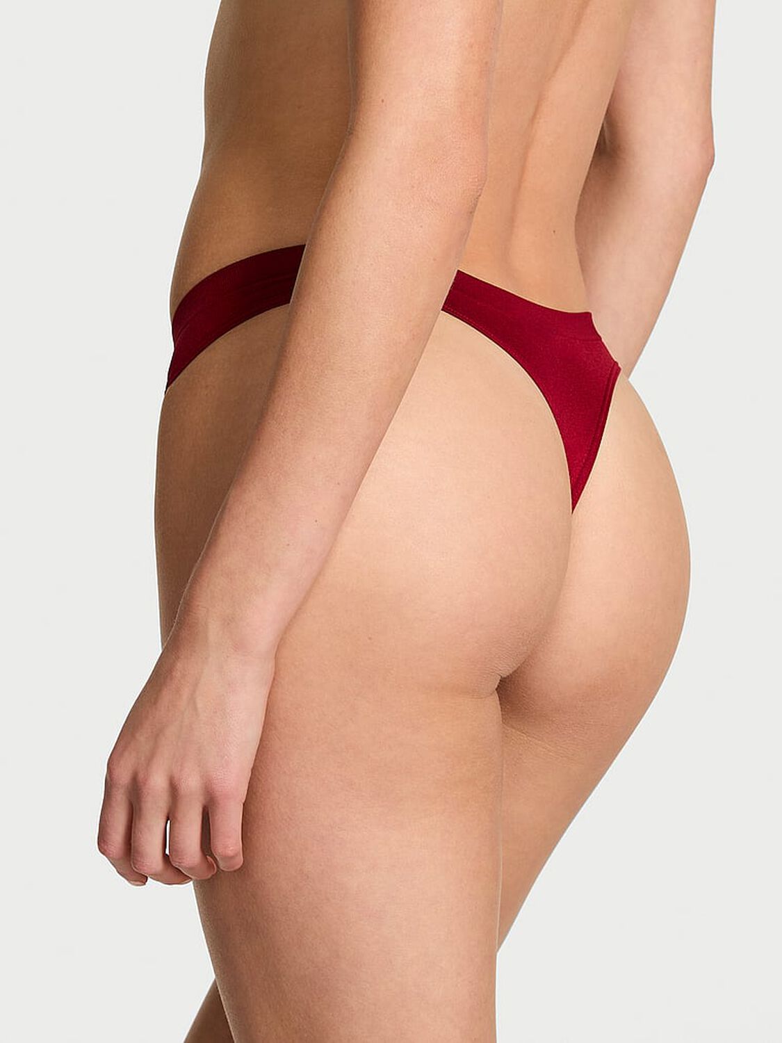 vs Seamless Seamless Shine Thong Panty Red Lacquer 2 of 2 