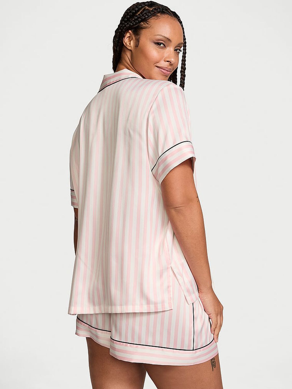 vs Victoria's Secret Satin Short Pajama Set Iconic Stripe 2 of 3 