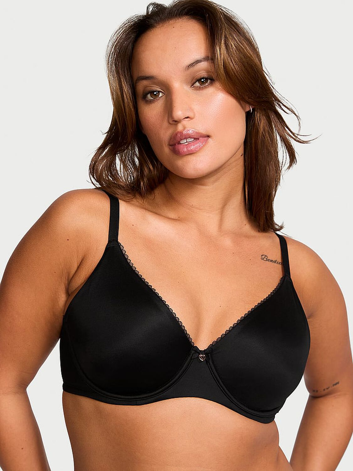 vs Body By Victoria Invisible Lift Full-Coverage Minimizer Bra 1 of 4 