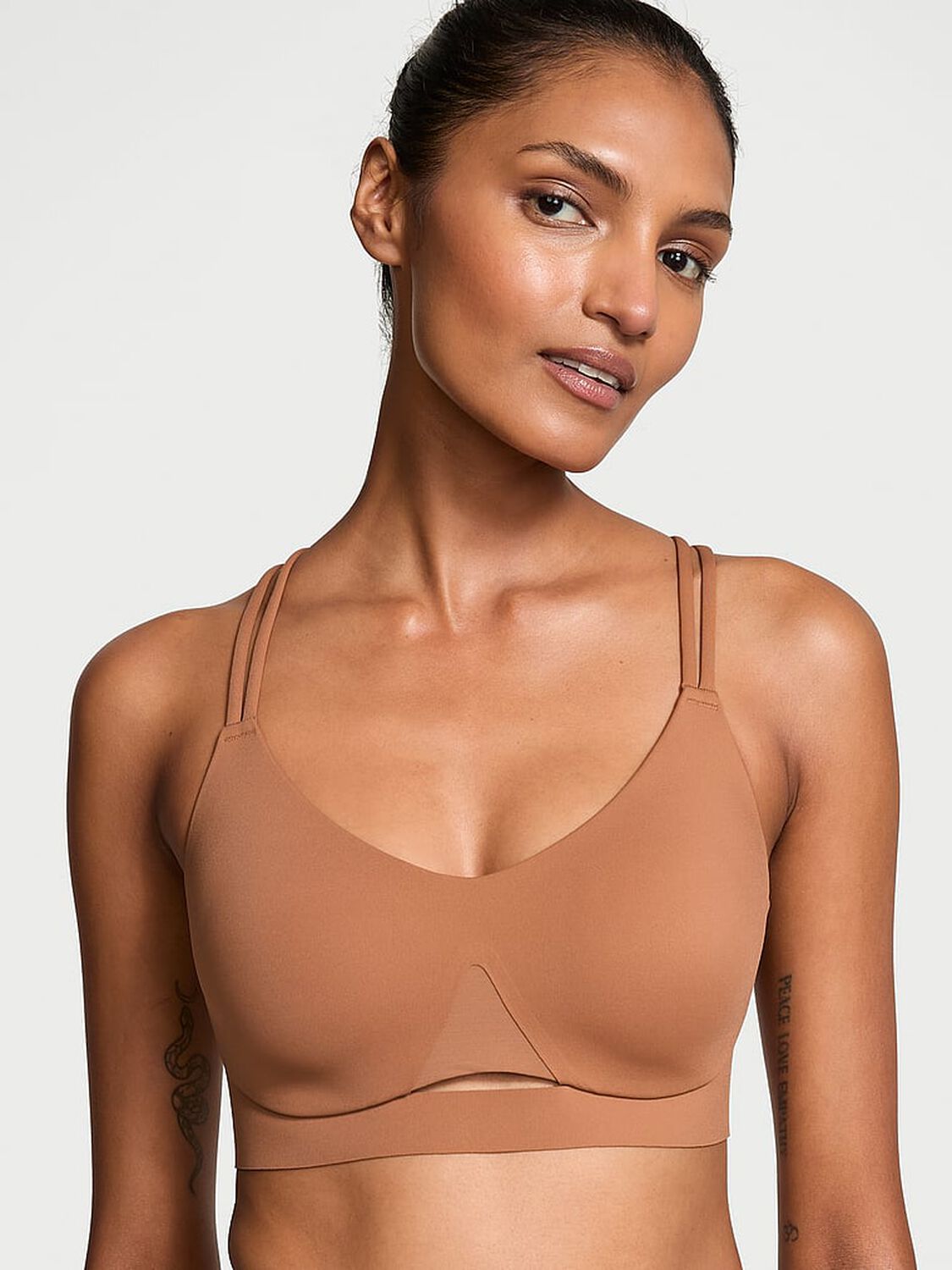 vs Vsx VSX Elevate™ Strappy-Comfort Sports Bra 1 of 4 