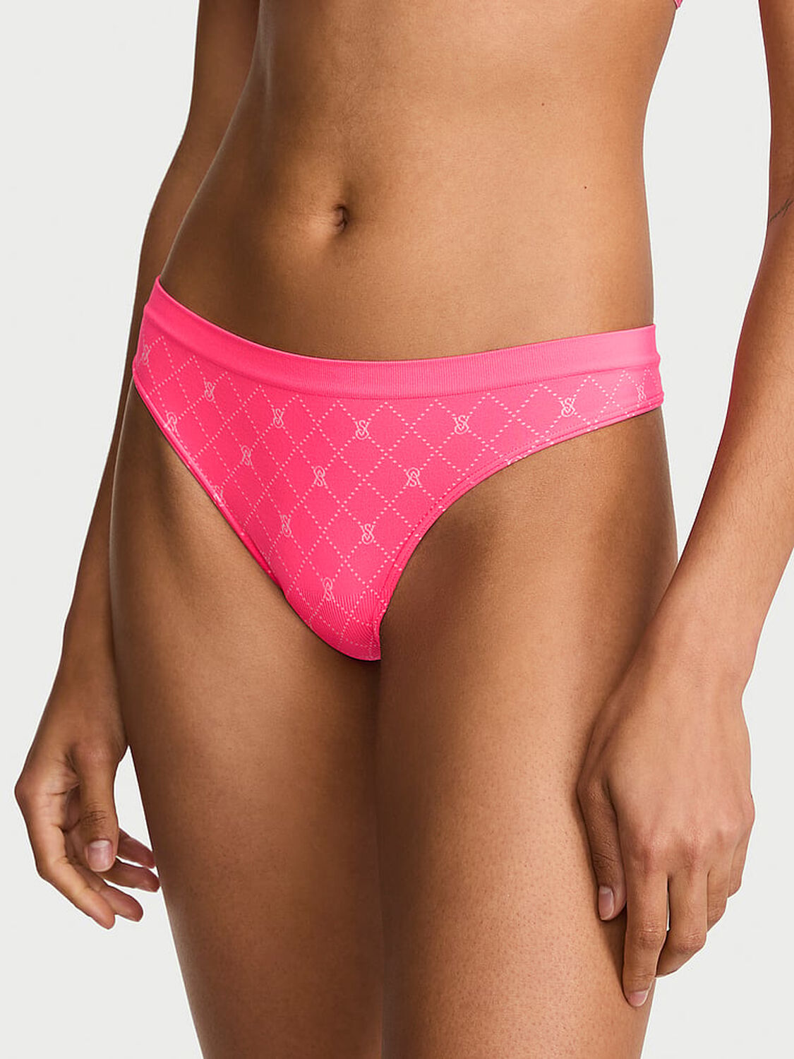 vs Seamless Seamless Thong Panty Bombshell Pink Diamond Lockup 1 of 3 
