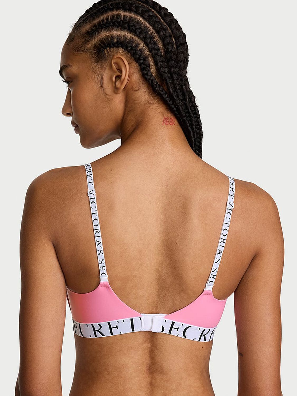 vs The T-Shirt The CoolBra&trade; Lightly Lined Wireless Pink Sugar 2 of 3 
