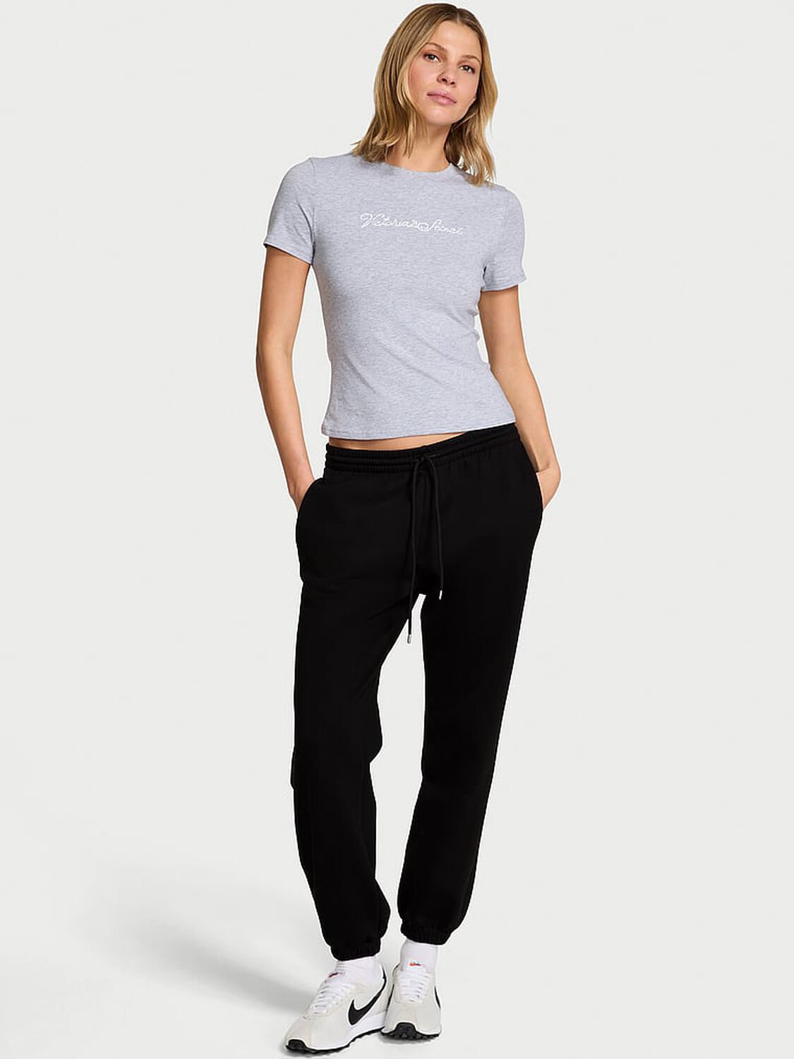 vs Angel Essentials Off-Duty Fleece Jogger Sweatpant Pure Black 1 of 3 